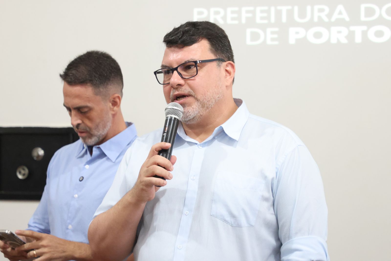 Francisco Costa disse que a proposta organiza o jornalismo da prefeitura e facilita o acesso da imprensa