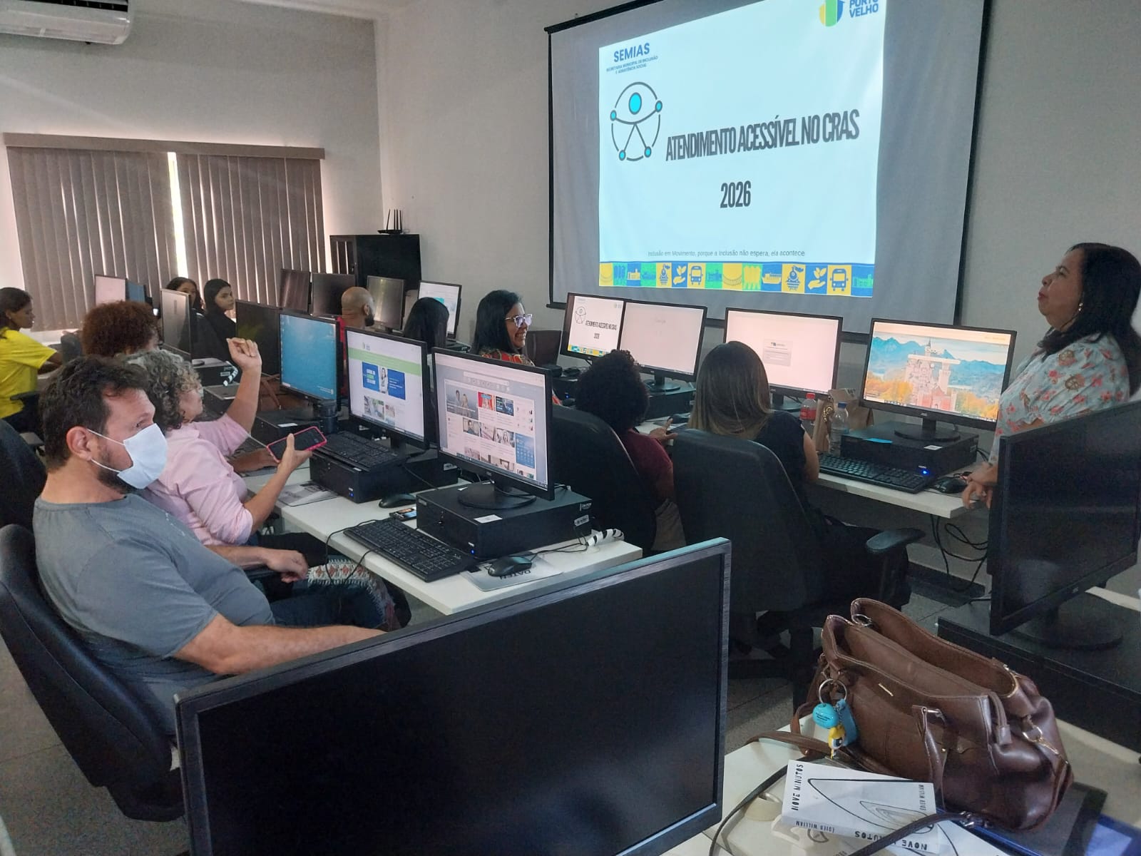 Capacitação destinada aos servidores que atuam nos Cras