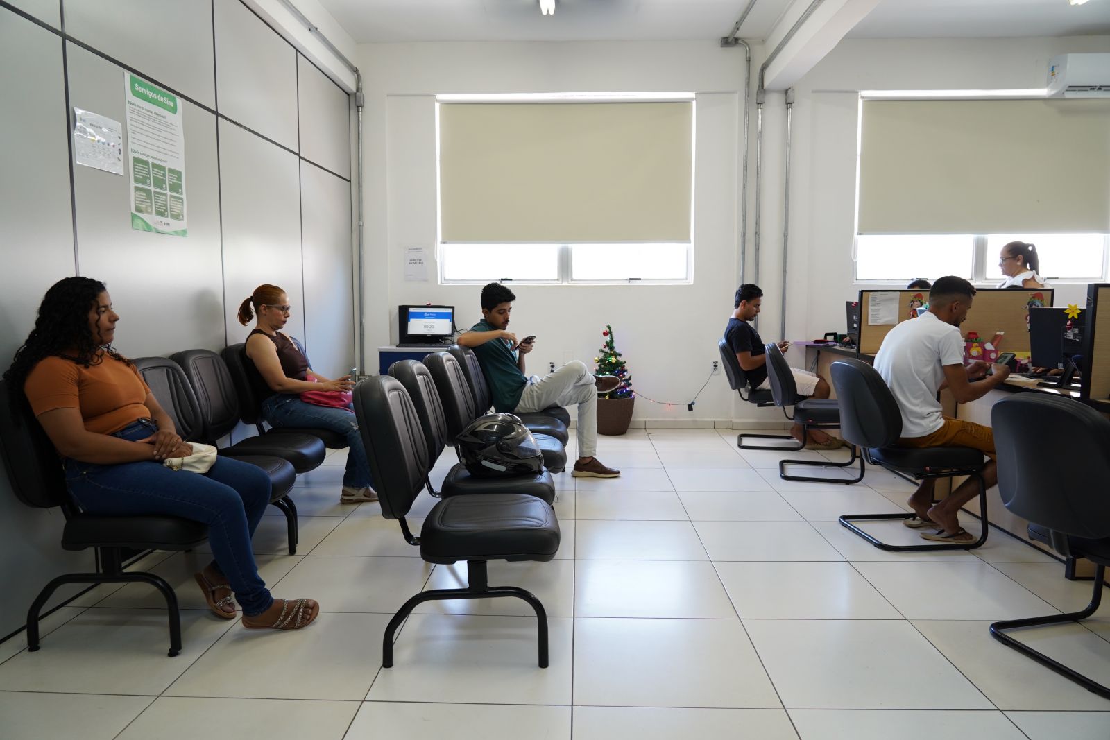 Trabalhadores interessados devem procurar o Sine Municipal