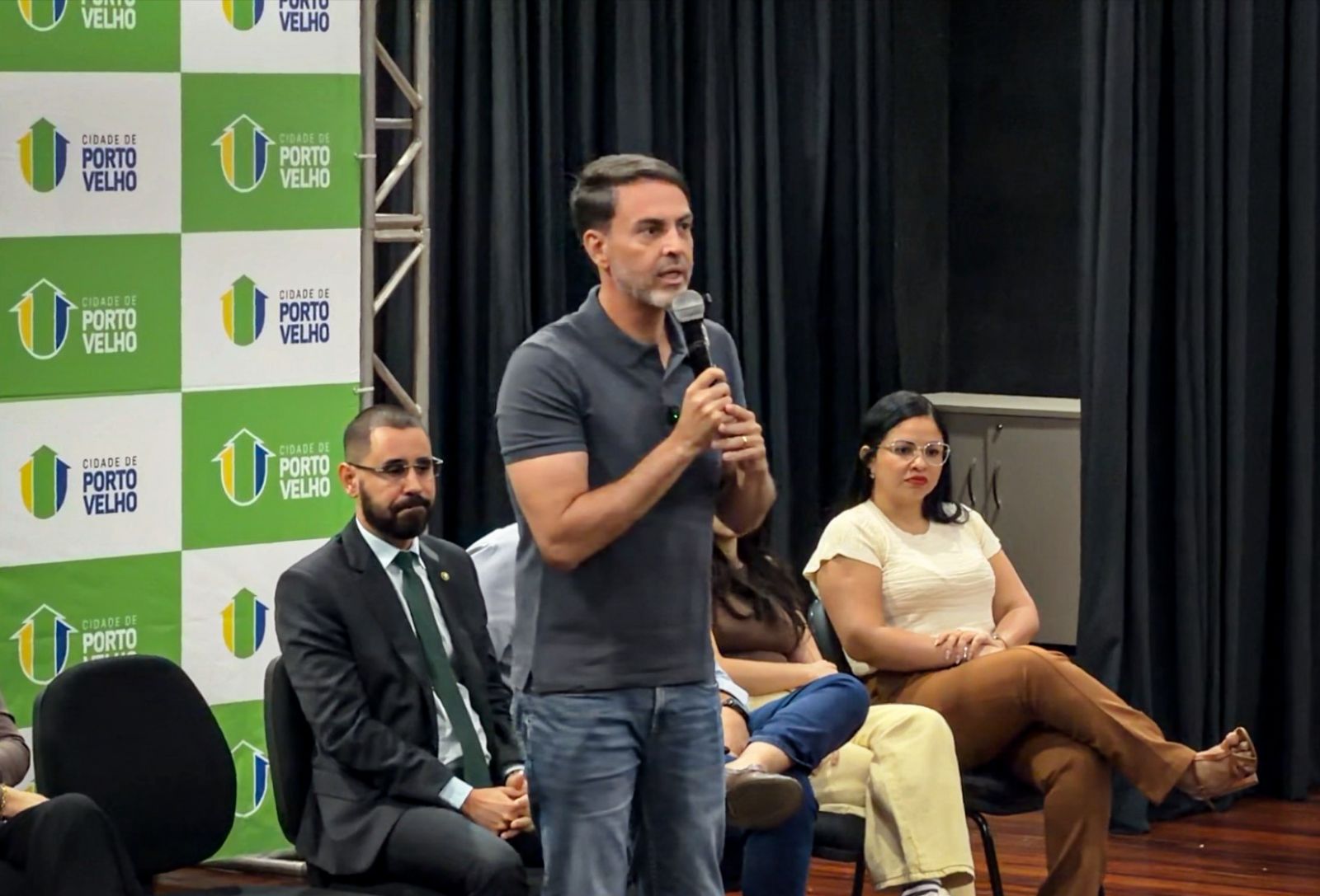 Léo Moraes destacou o orgulho de participar dessa transformação na vida de tantas famílias